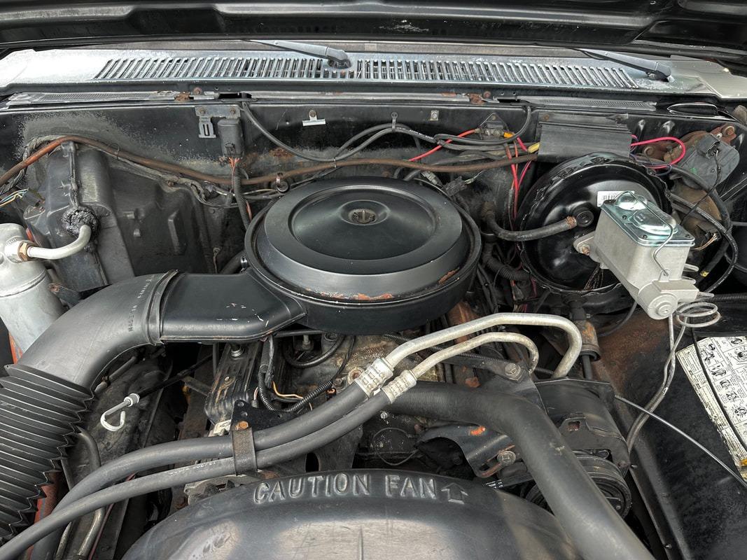 1987 Chevrolet R20 Suburban Silverado