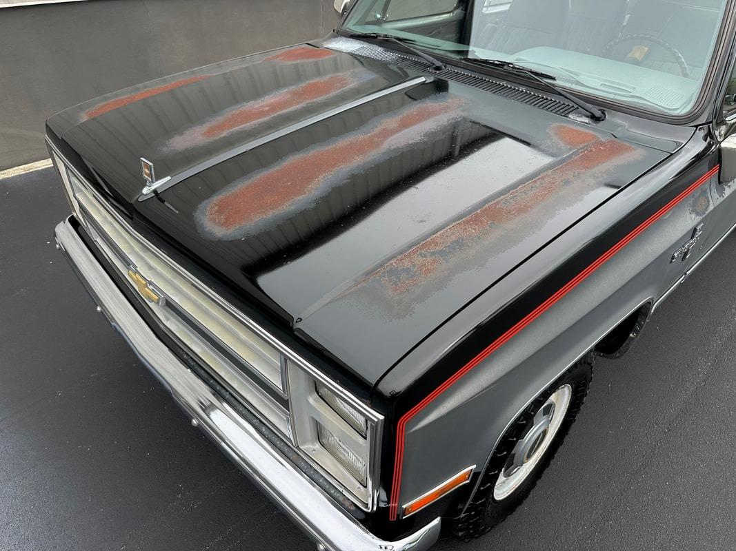 1987 Chevrolet R20 Suburban Silverado