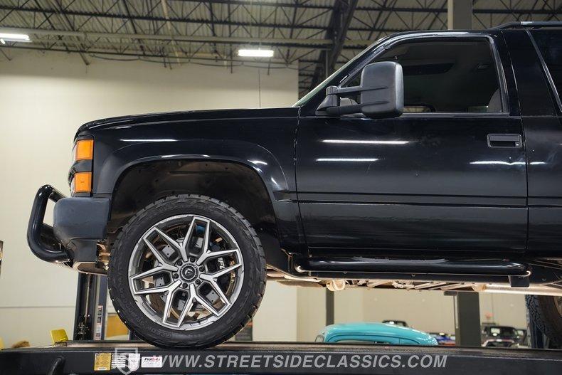 1999 Chevrolet Tahoe LS3 Restomod