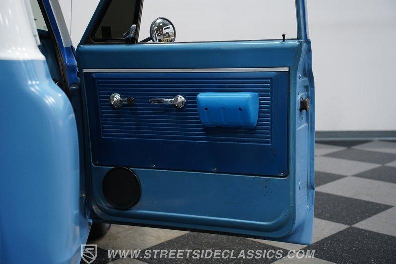 1968 Chevrolet C10 Stepside LS Restomod