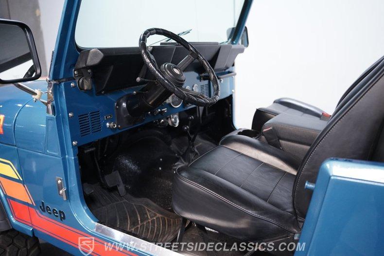 1982 Jeep CJ-8 Scrambler - 5
