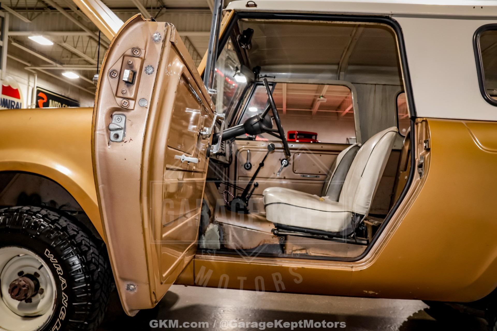 1965 International Scout 80