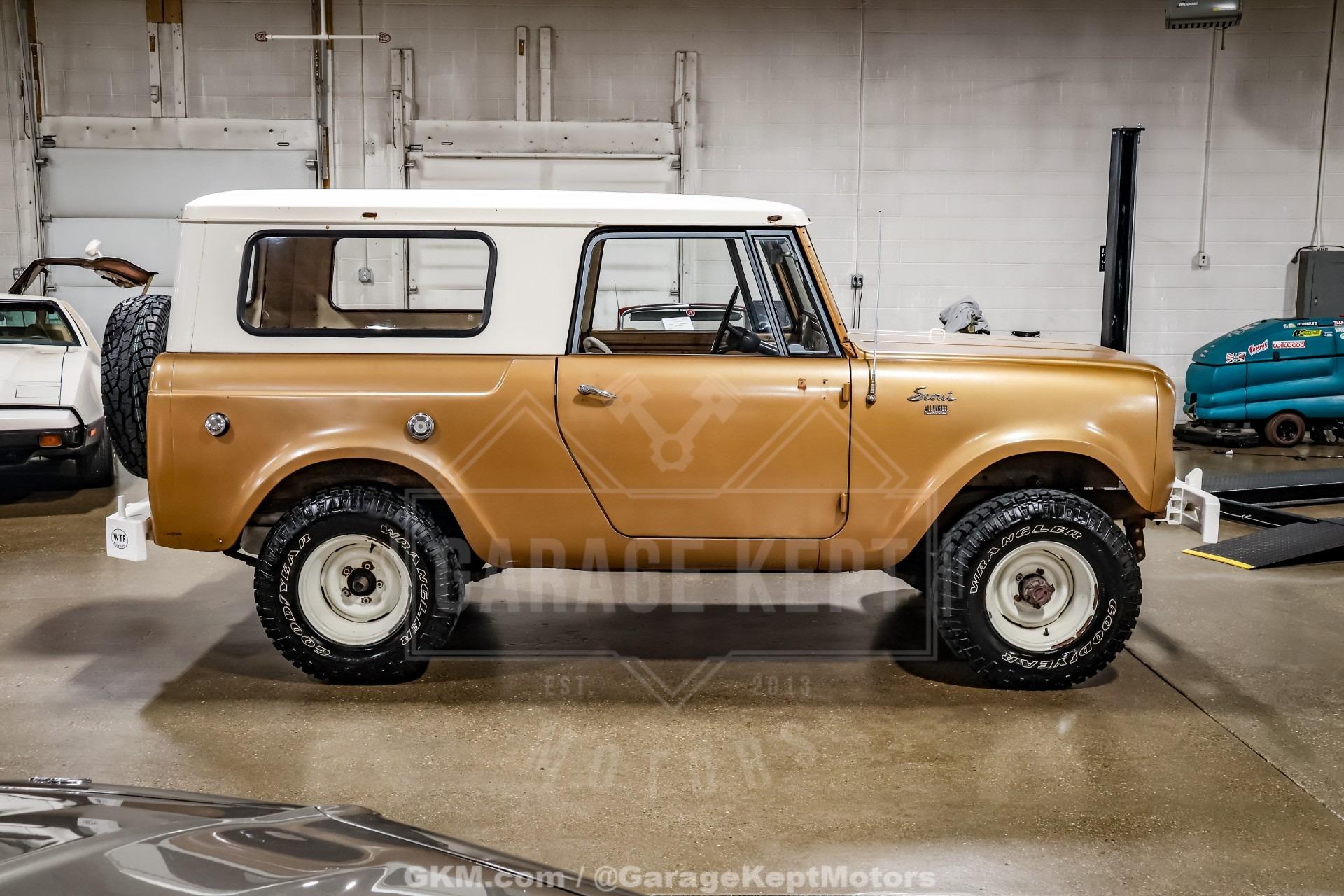 1965 International Scout 80