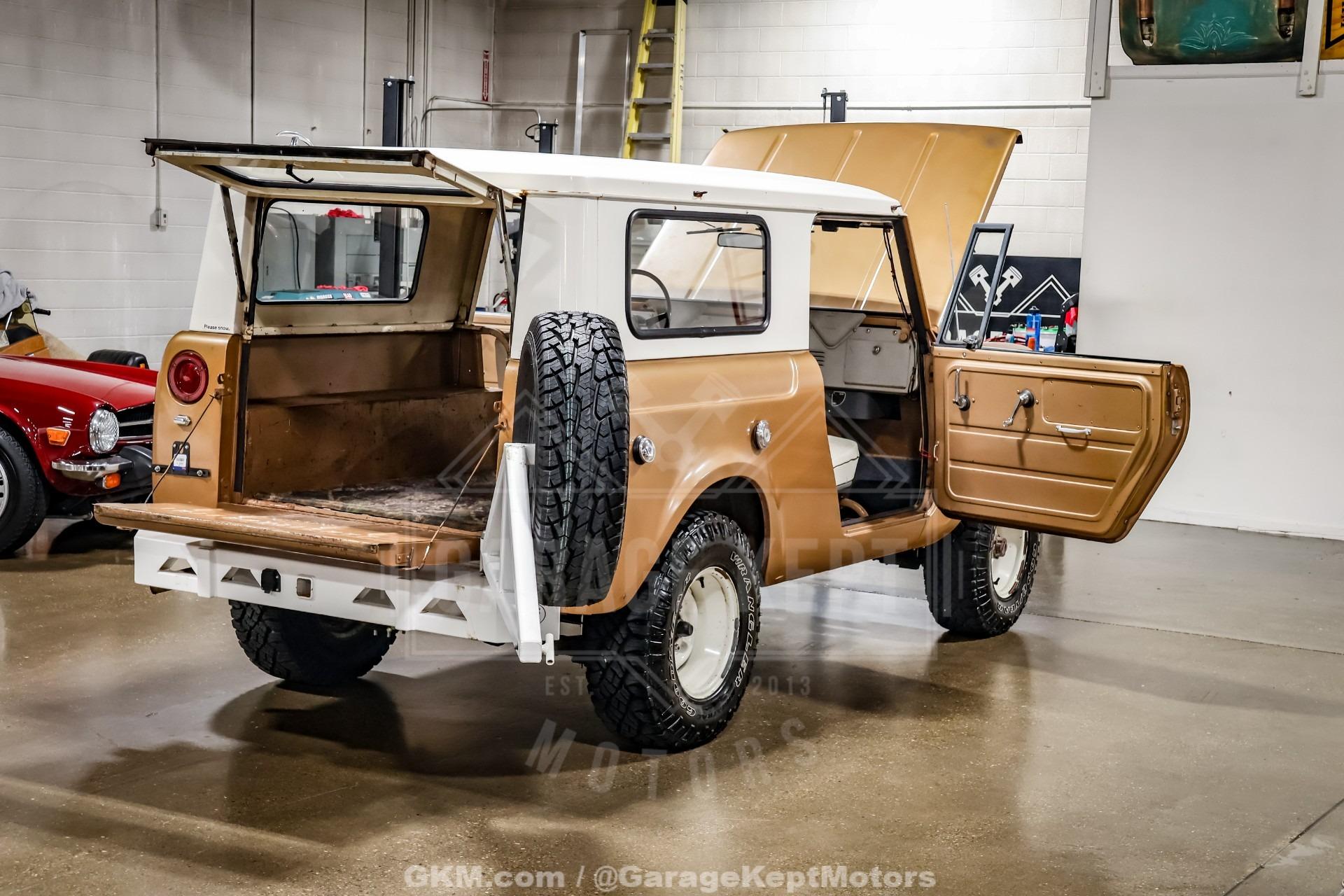 1965 International Scout 80