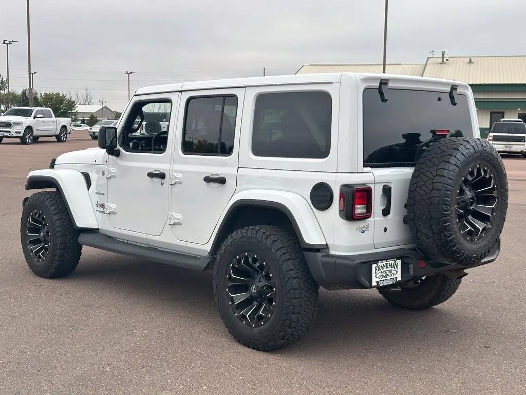2019 Jeep Wrangler Unlimited Sahara - 5