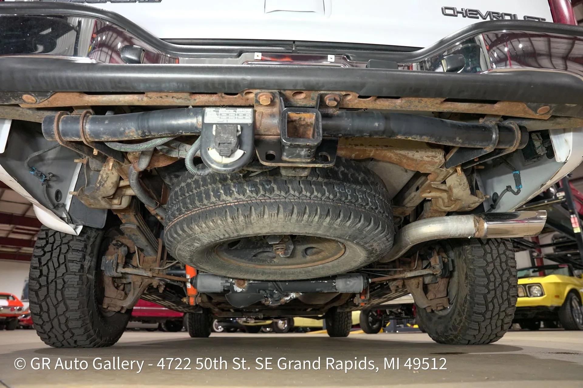 2003 Chevrolet Suburban K2500 LT