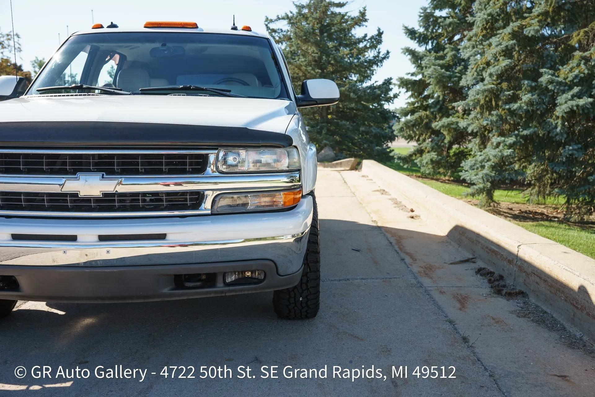 2003 Chevrolet Suburban K2500 LT