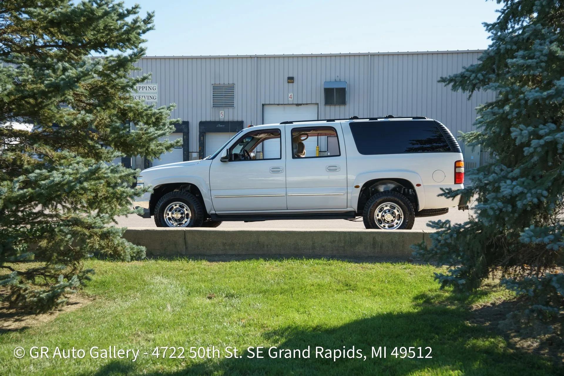 2003 Chevrolet Suburban K2500 LT