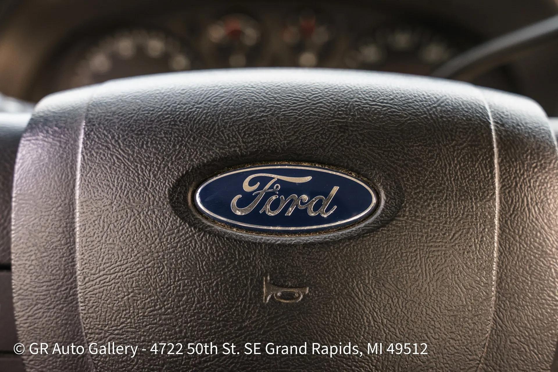 26k-Mile 2006 Ford Ranger XLT 4x4
