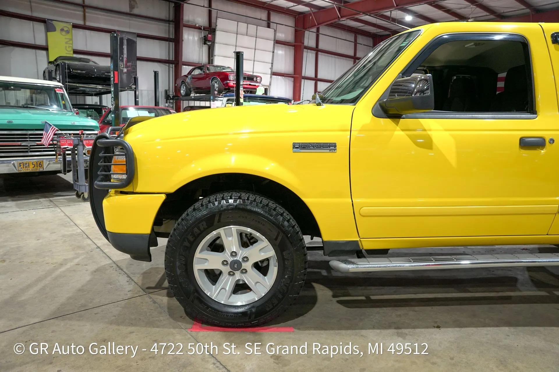 26k-Mile 2006 Ford Ranger XLT 4x4 - 3