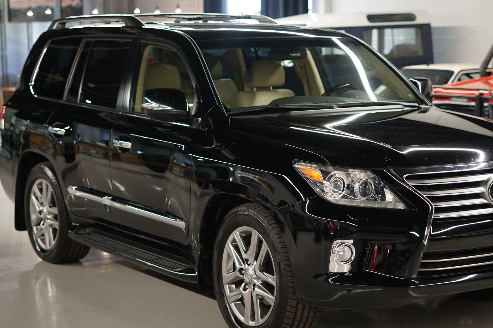 2013 Lexus LX 570