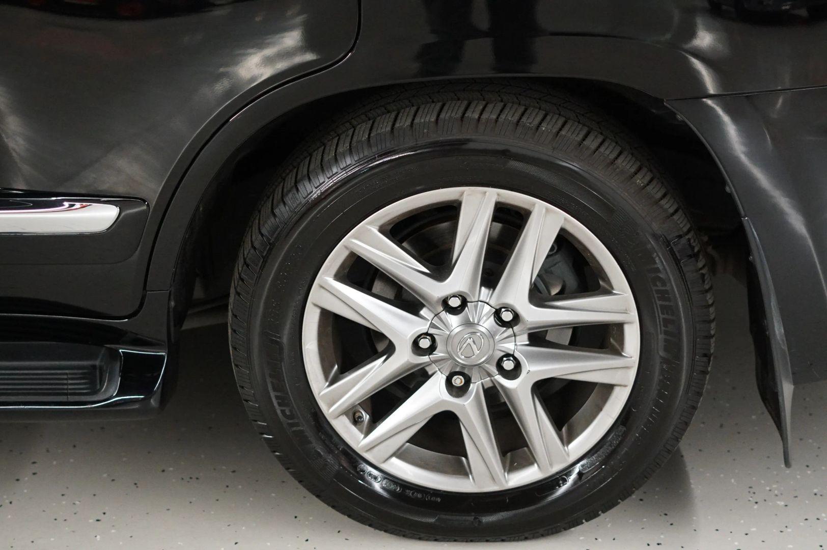 2013 Lexus LX 570