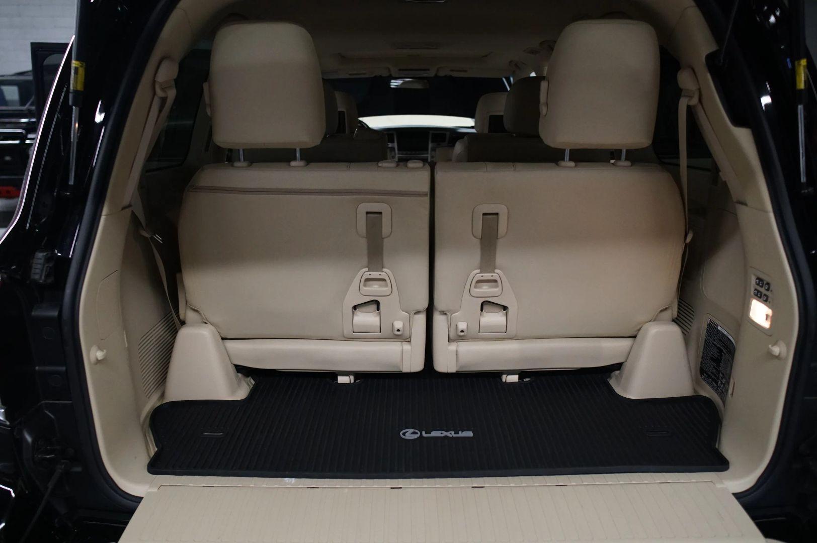 2013 Lexus LX 570