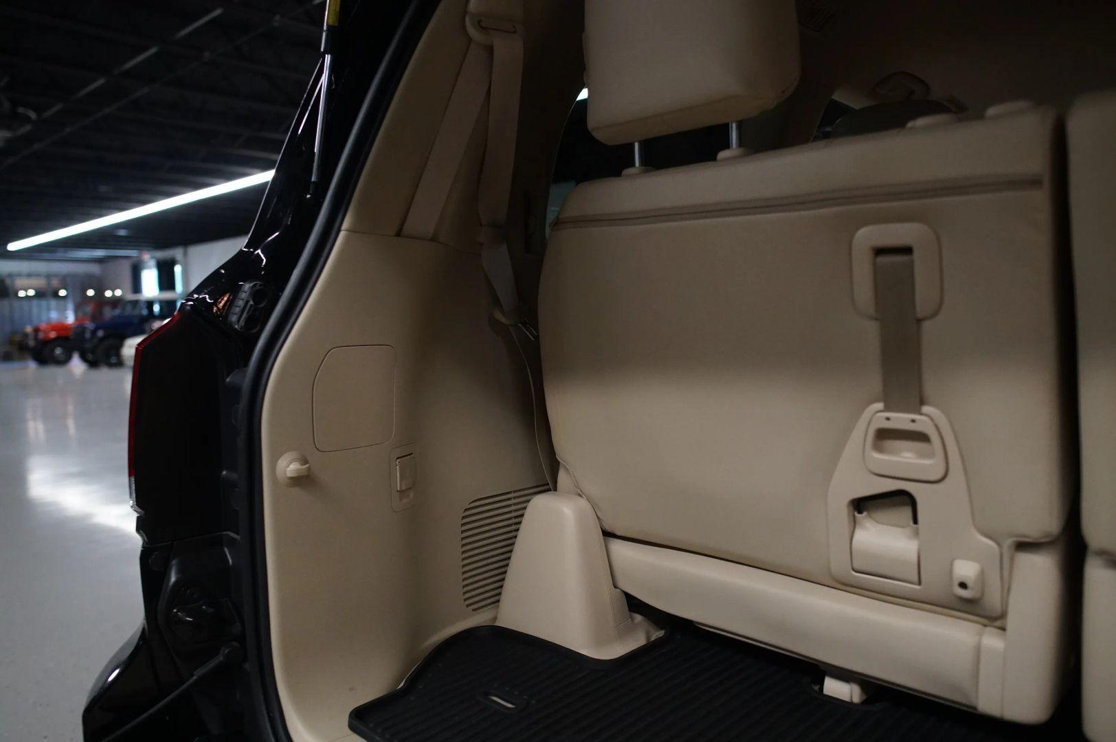 2013 Lexus LX 570
