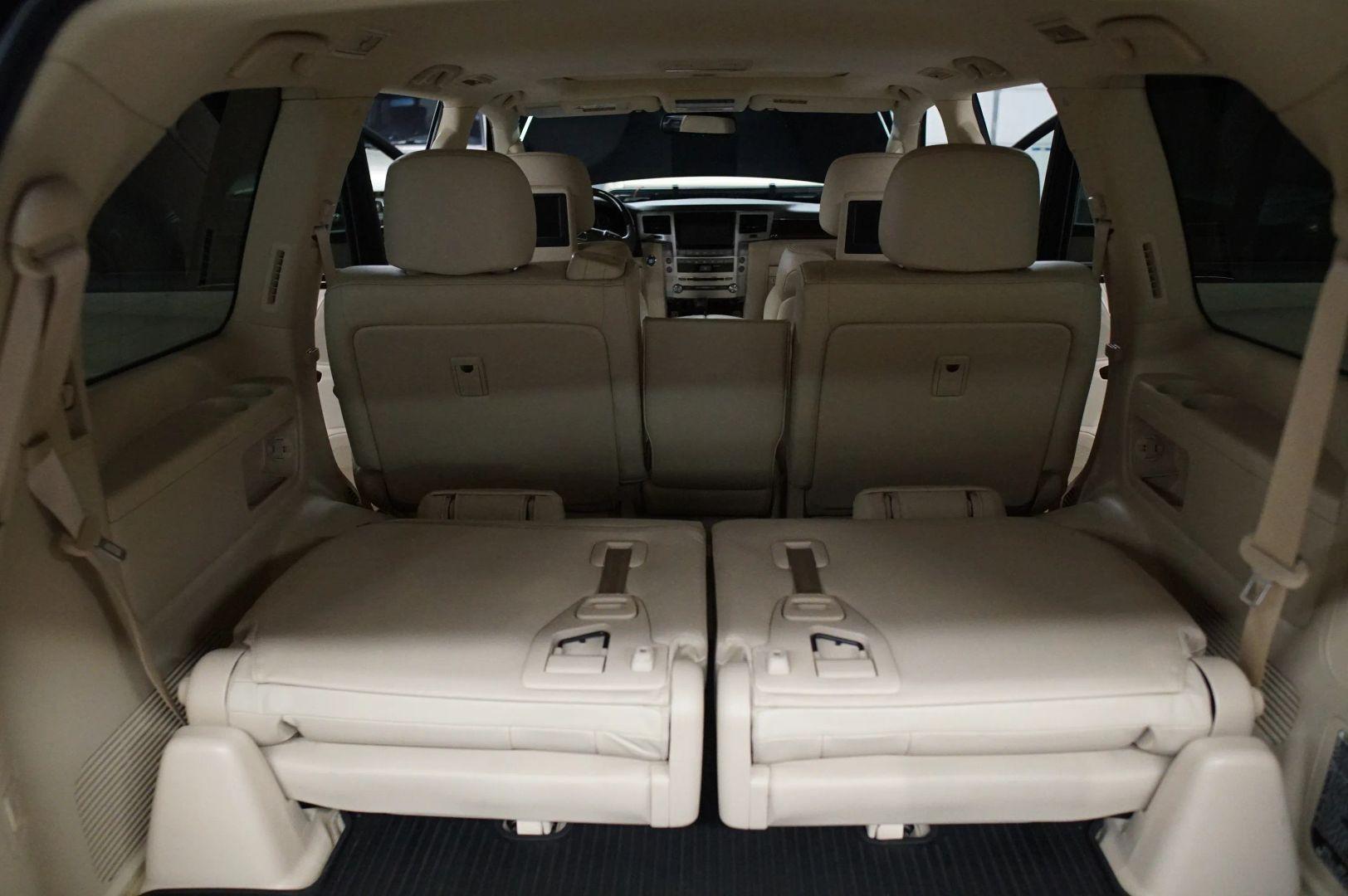 2013 Lexus LX 570