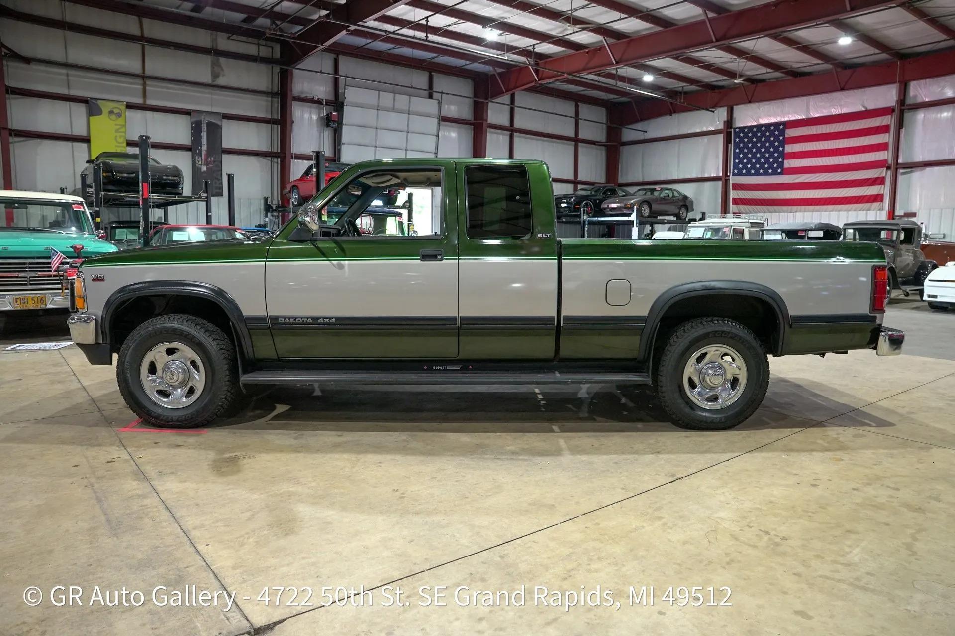 1996 Dodge Dakota SLT Club Cab - 5