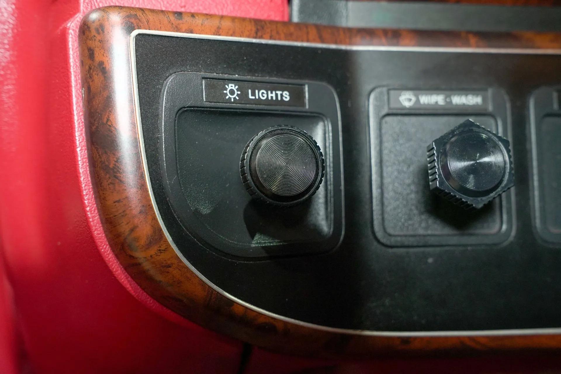 1991 Ford F-350 XLT Lariat