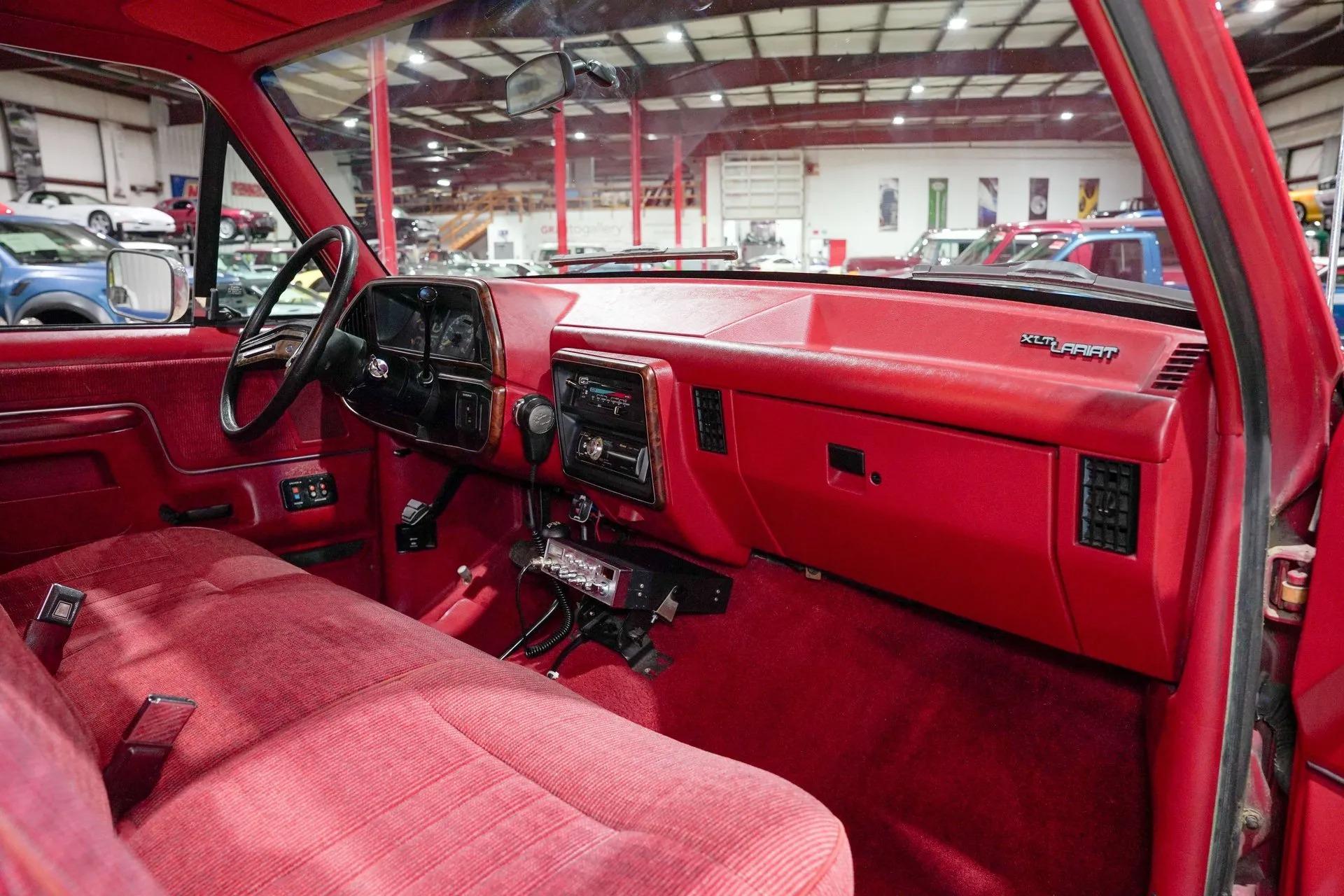 1991 Ford F-350 XLT Lariat