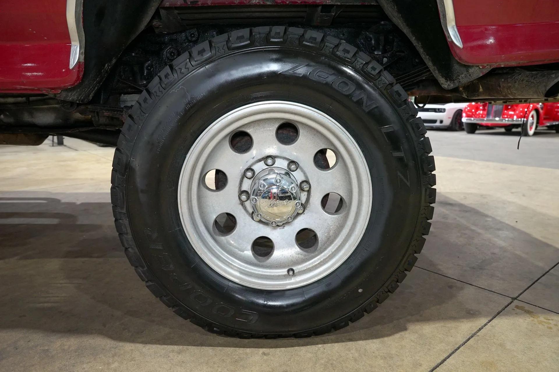1991 Ford F-350 XLT Lariat