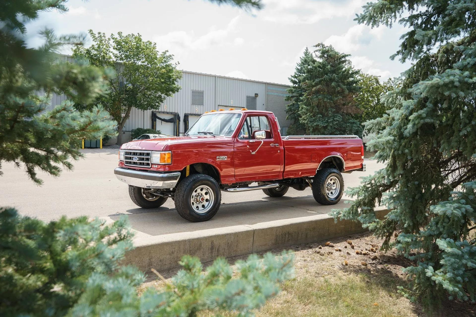1991 Ford F-350 XLT Lariat