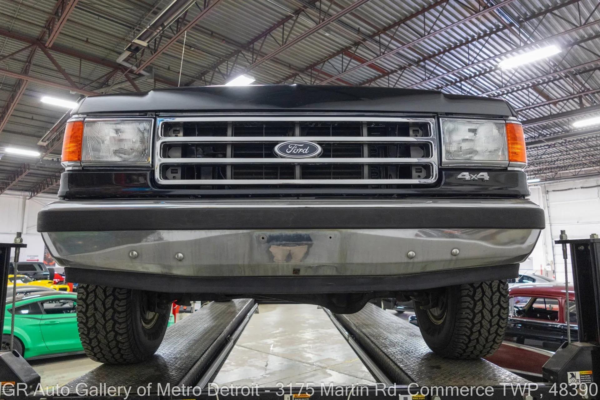 1988 Ford F150 XLT Lariat