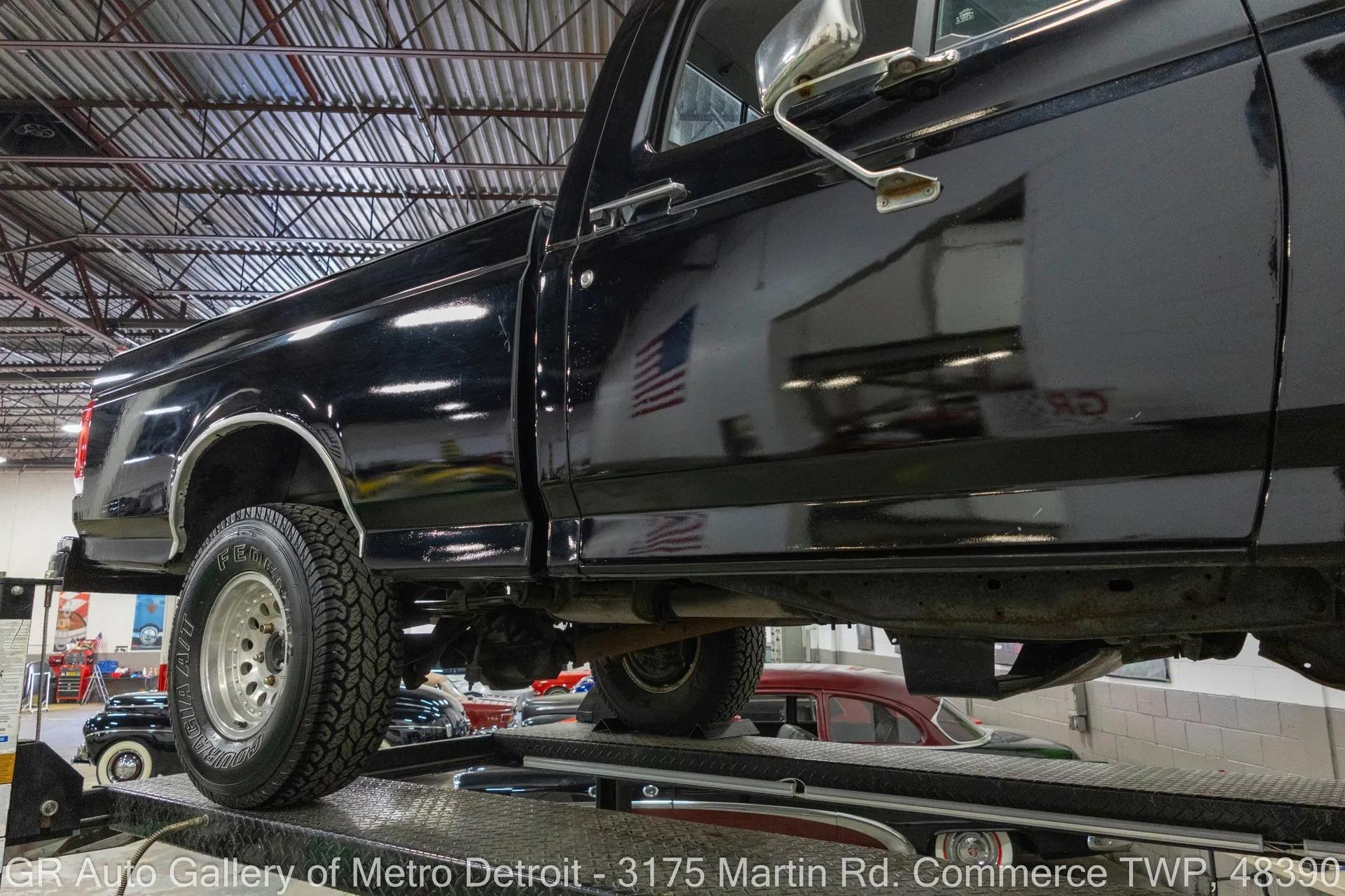 1988 Ford F150 XLT Lariat