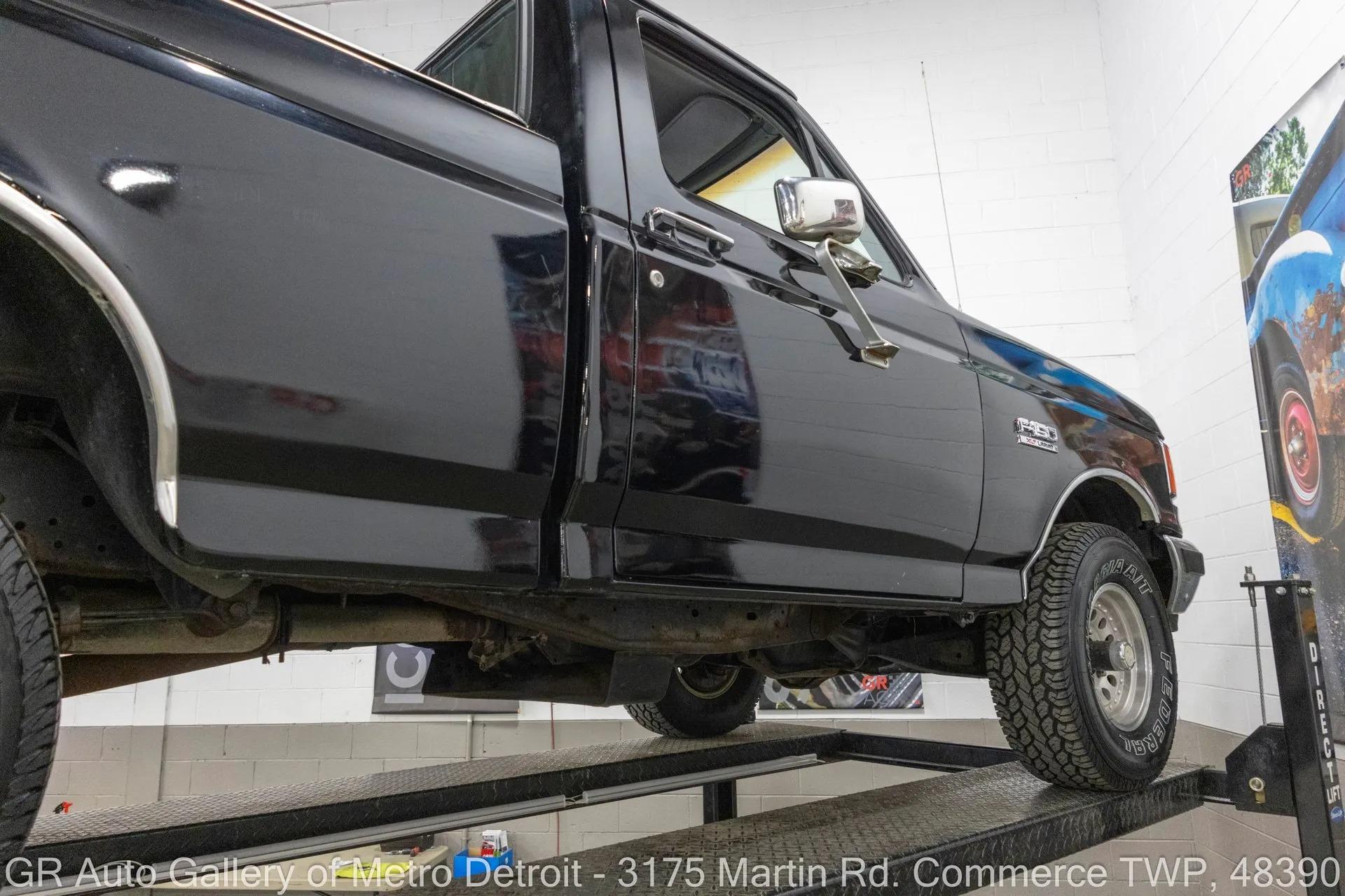 1988 Ford F150 XLT Lariat