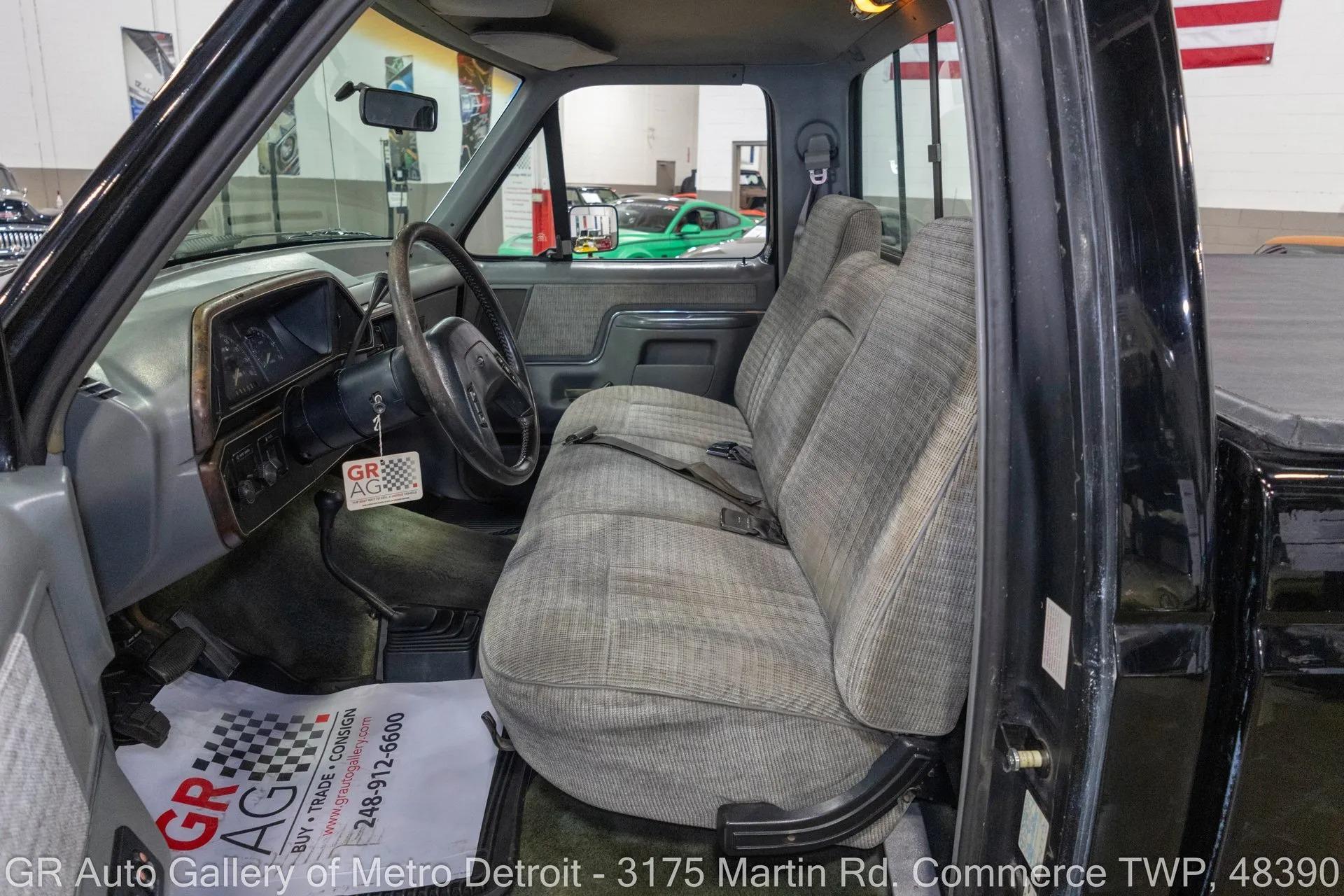 1988 Ford F150 XLT Lariat