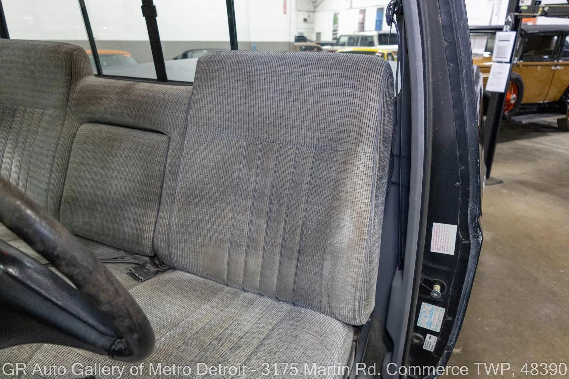 1988 Ford F150 XLT Lariat