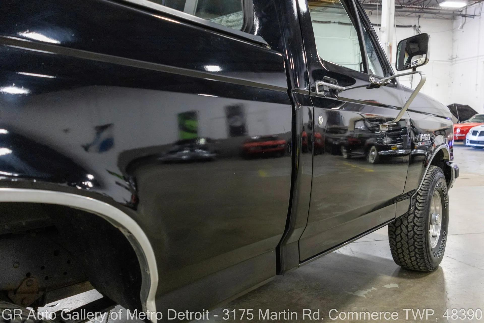1988 Ford F150 XLT Lariat