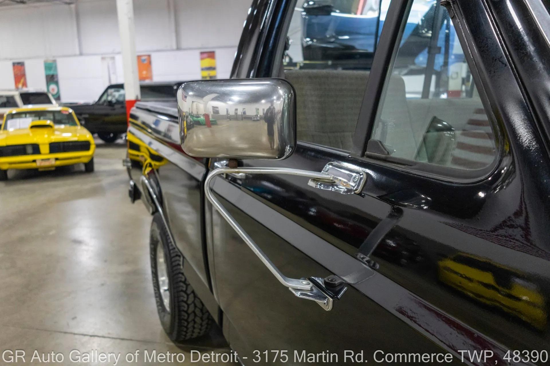 1988 Ford F150 XLT Lariat