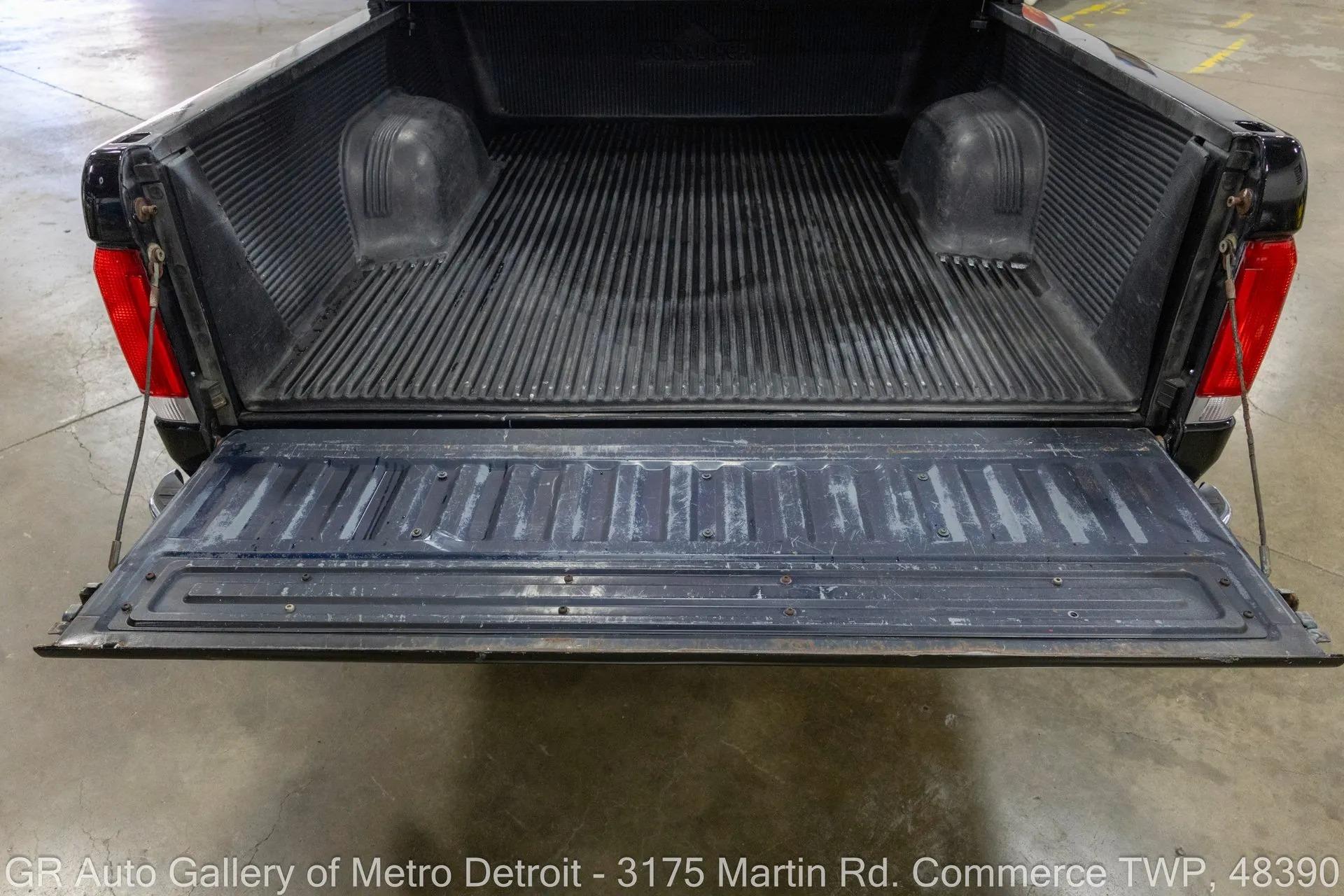 1988 Ford F150 XLT Lariat