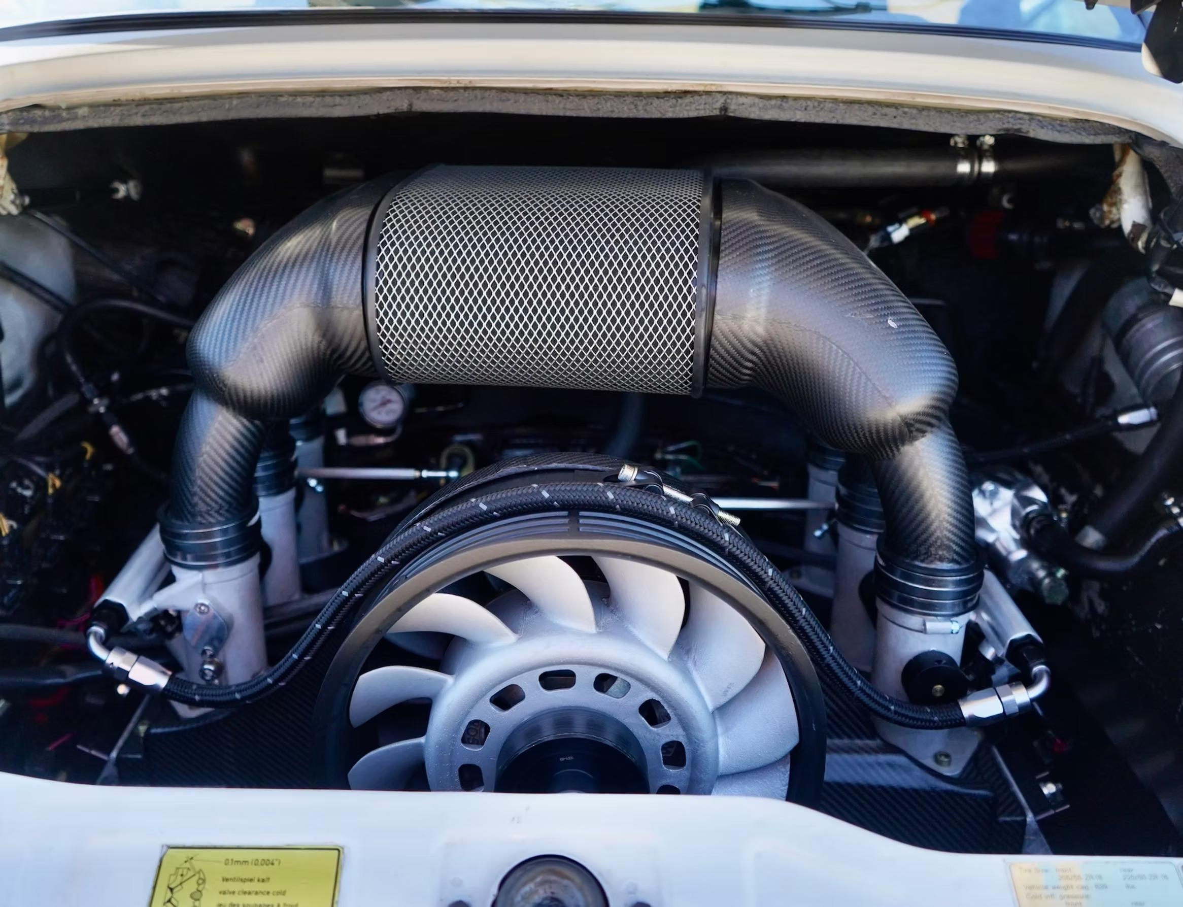 1989 Porsche 911 Carrera 4 Meridian 911 #001