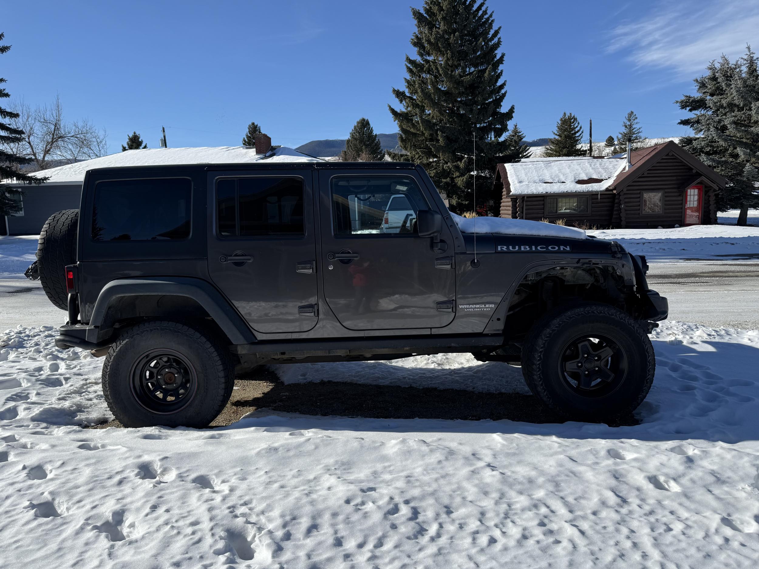 2014 Jeep Wrangler Unlimited Rubicon - 5