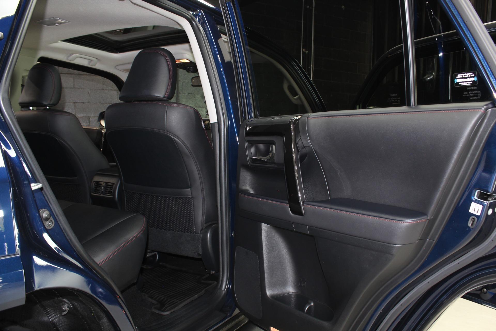 2022 Toyota 4Runner TRD Off-Road