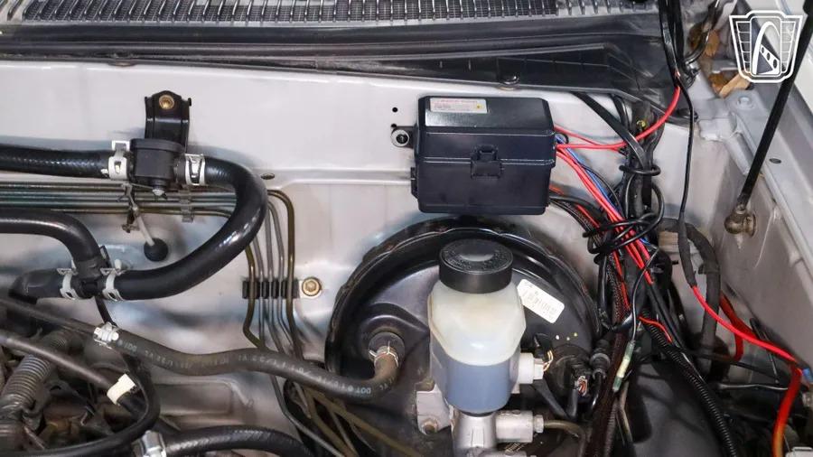 2002 Toyota Sequoia SR5