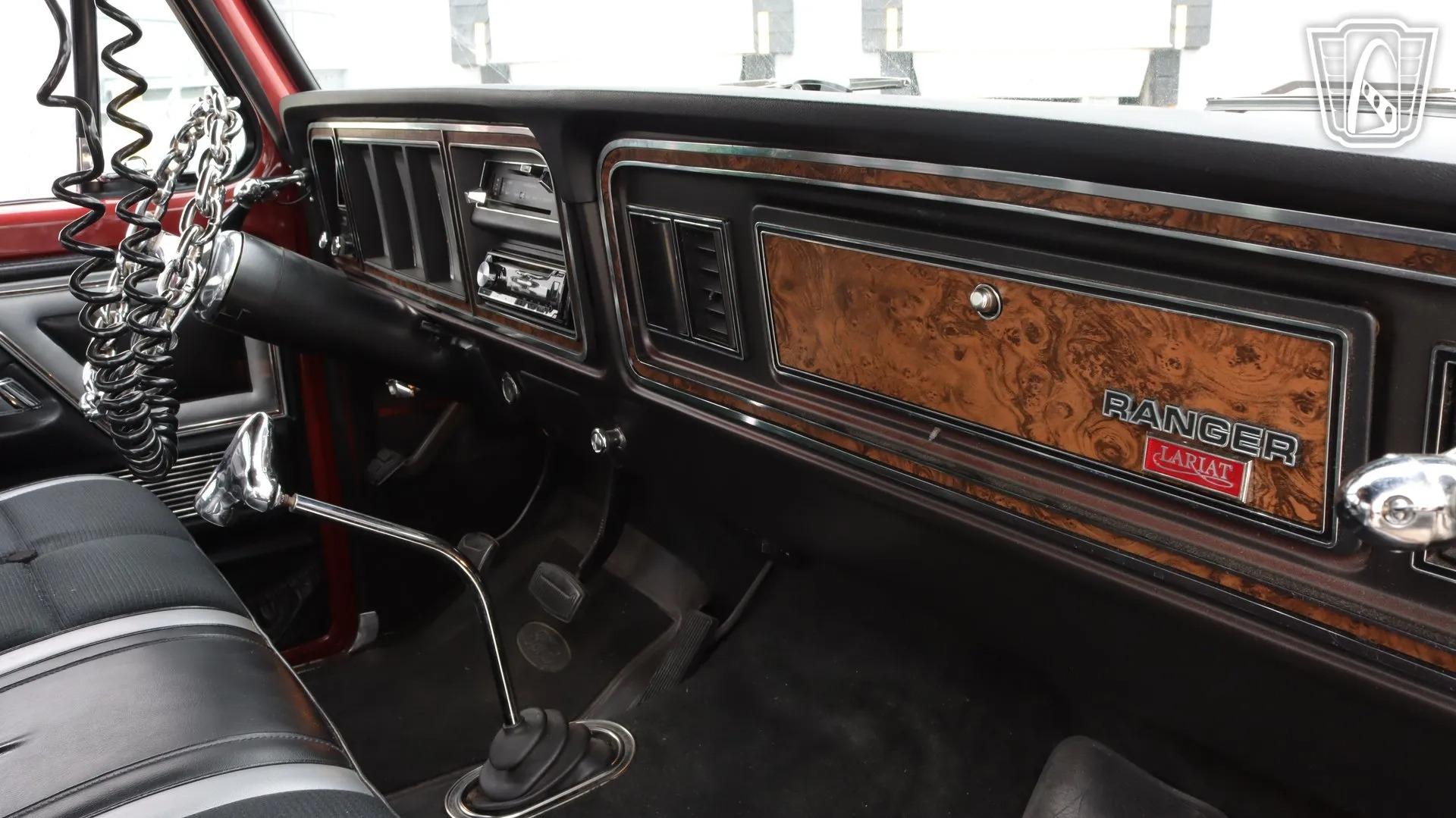 1978 Ford F-100 Ranger Lariat