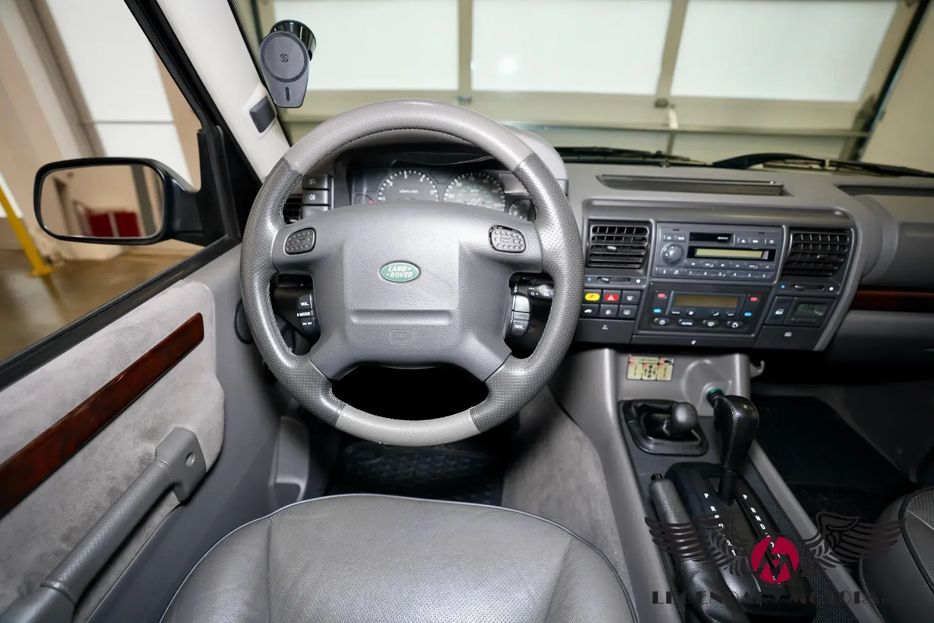 2001 Land Rover Discovery II SE7