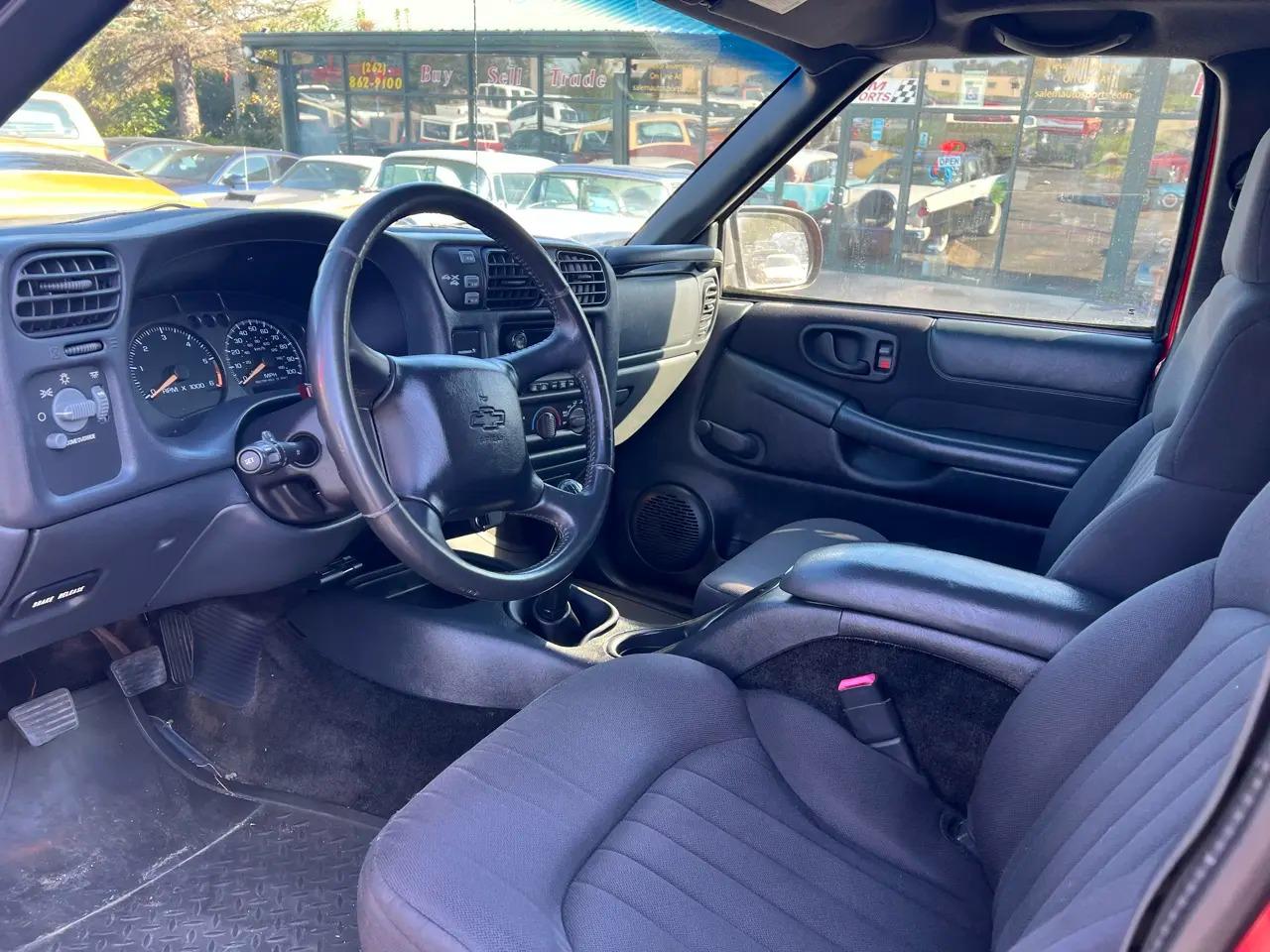 2003 Chevrolet S-10 LS
