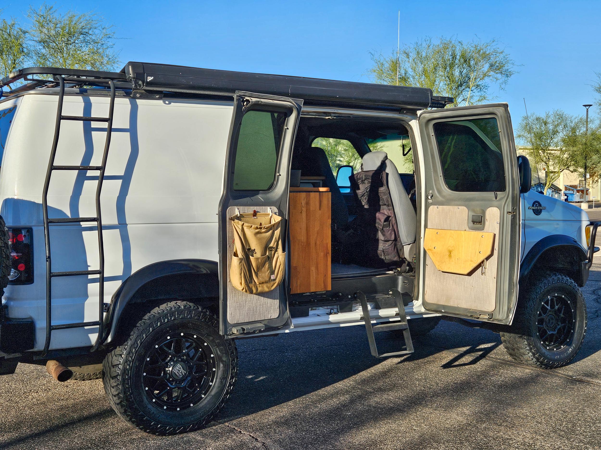 1998 Ford E-350 Adventure Van