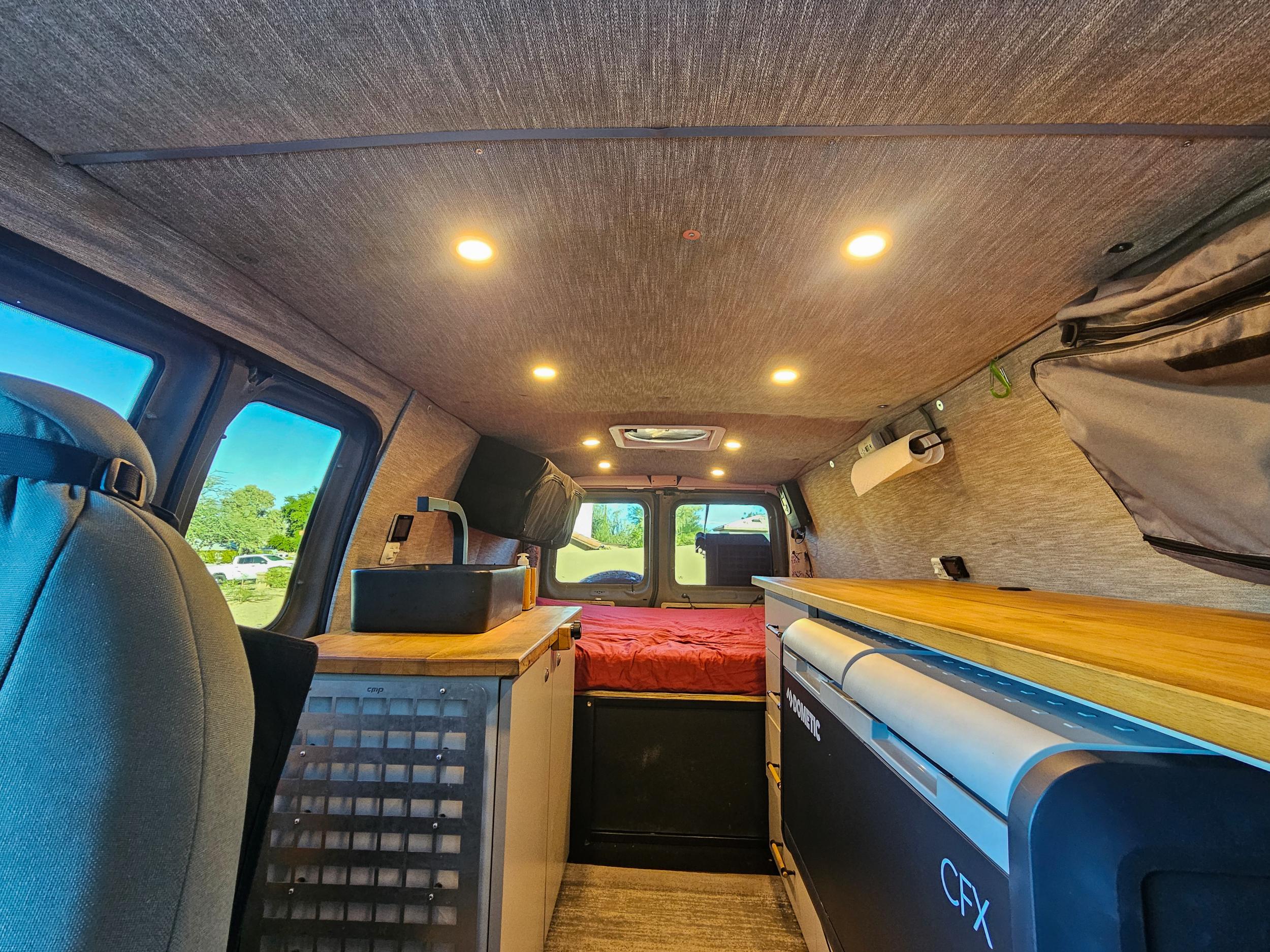 1998 Ford E-350 Adventure Van