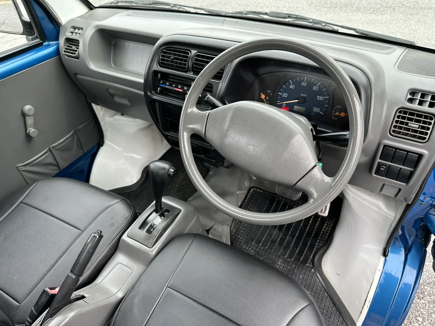 2000 Suzuki Carry 4WD - 4