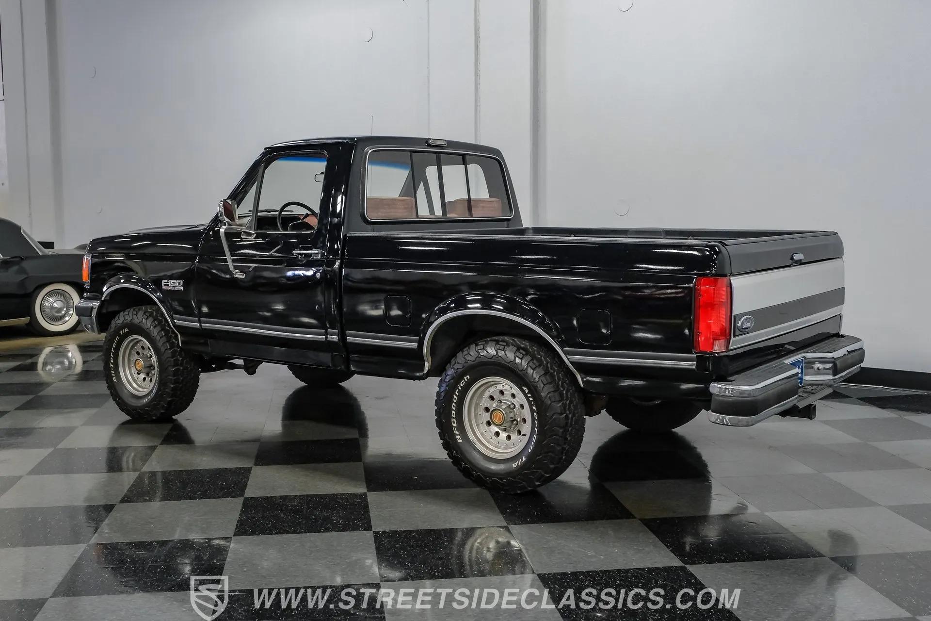 1991 Ford F-150 XLT Lariat - 4