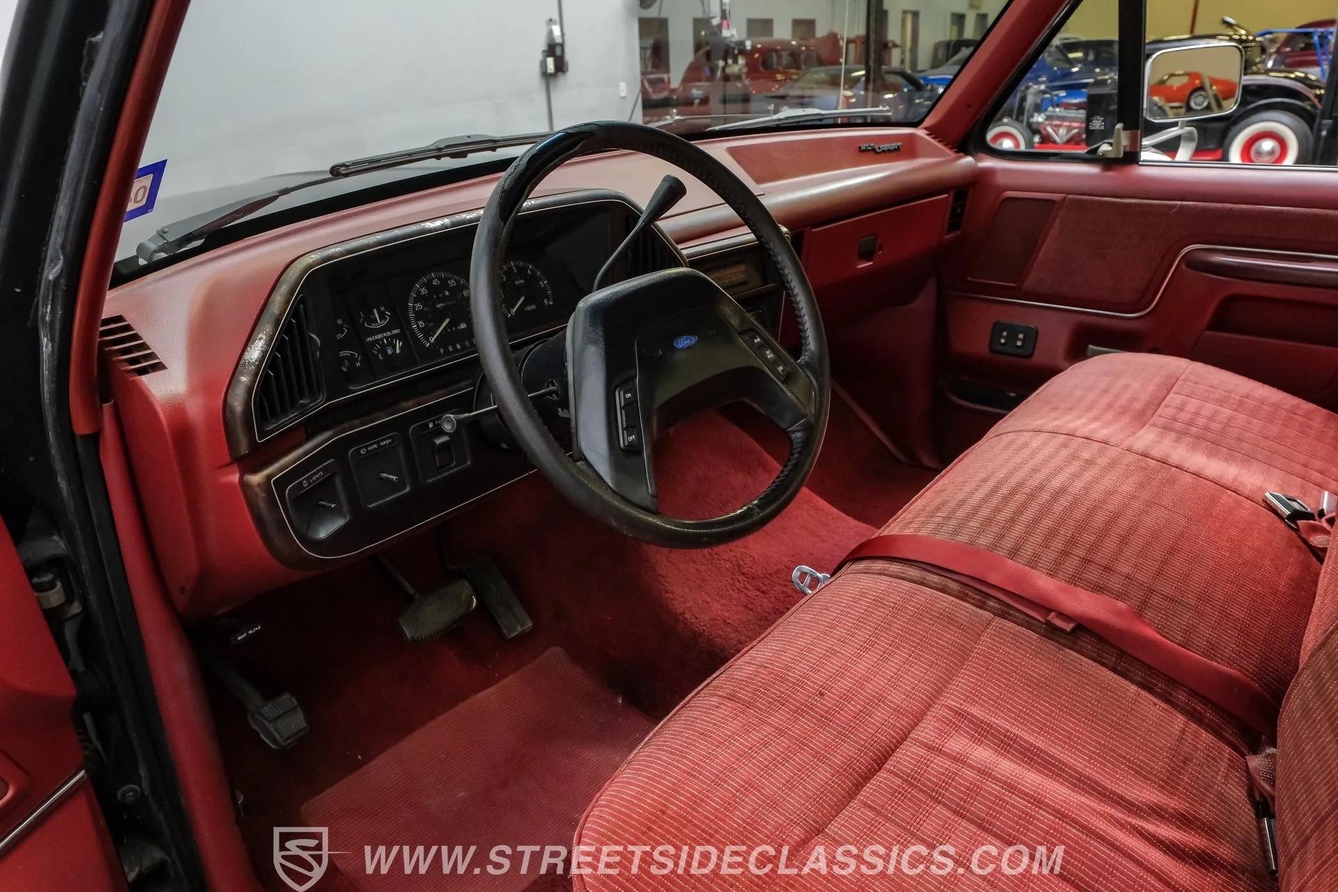 1991 Ford F-150 XLT Lariat
