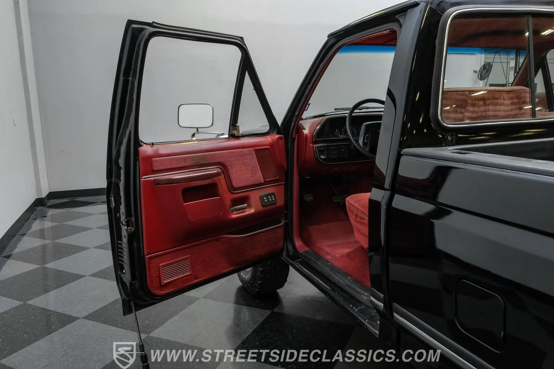 1991 Ford F-150 XLT Lariat