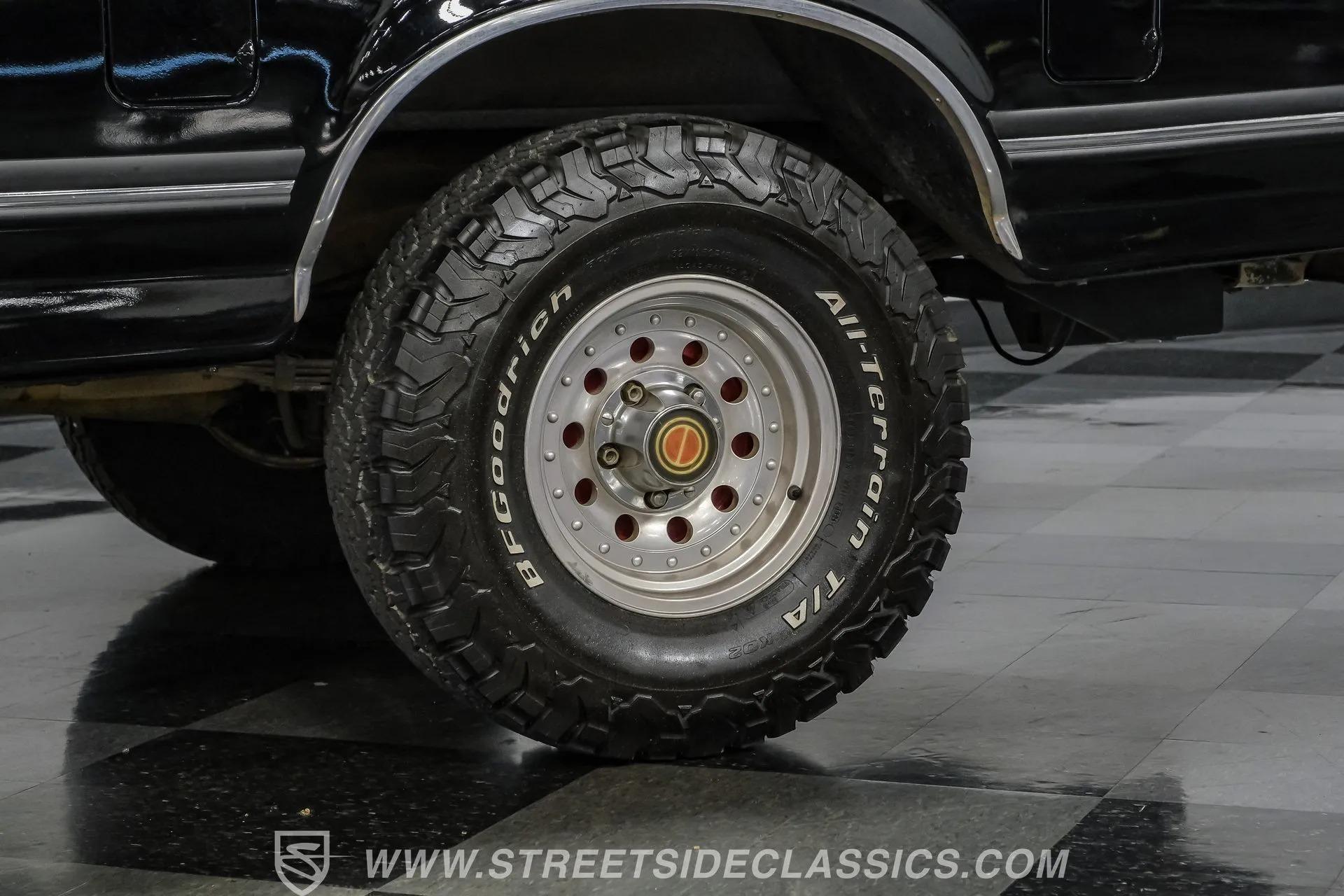 1991 Ford F-150 XLT Lariat