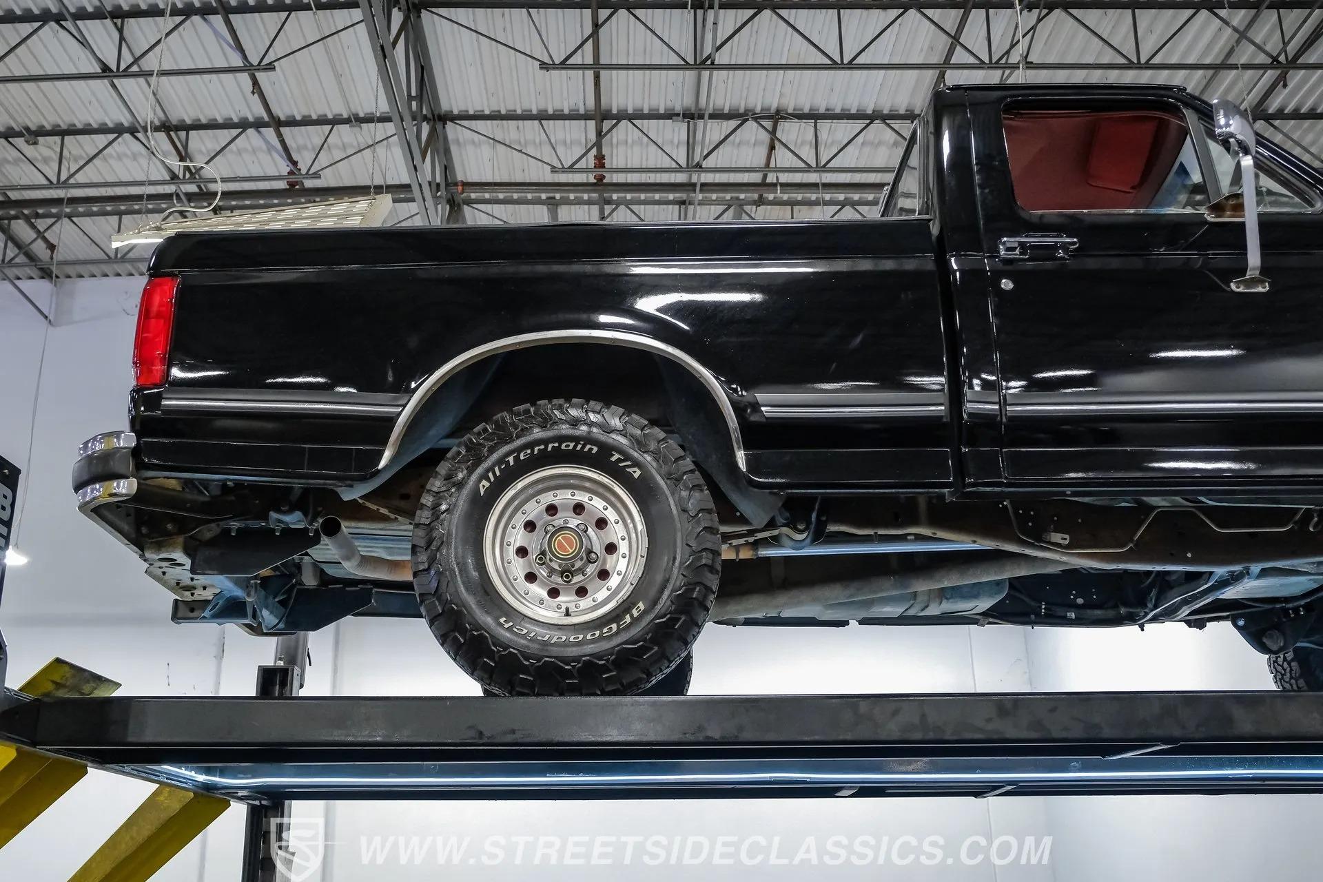 1991 Ford F-150 XLT Lariat