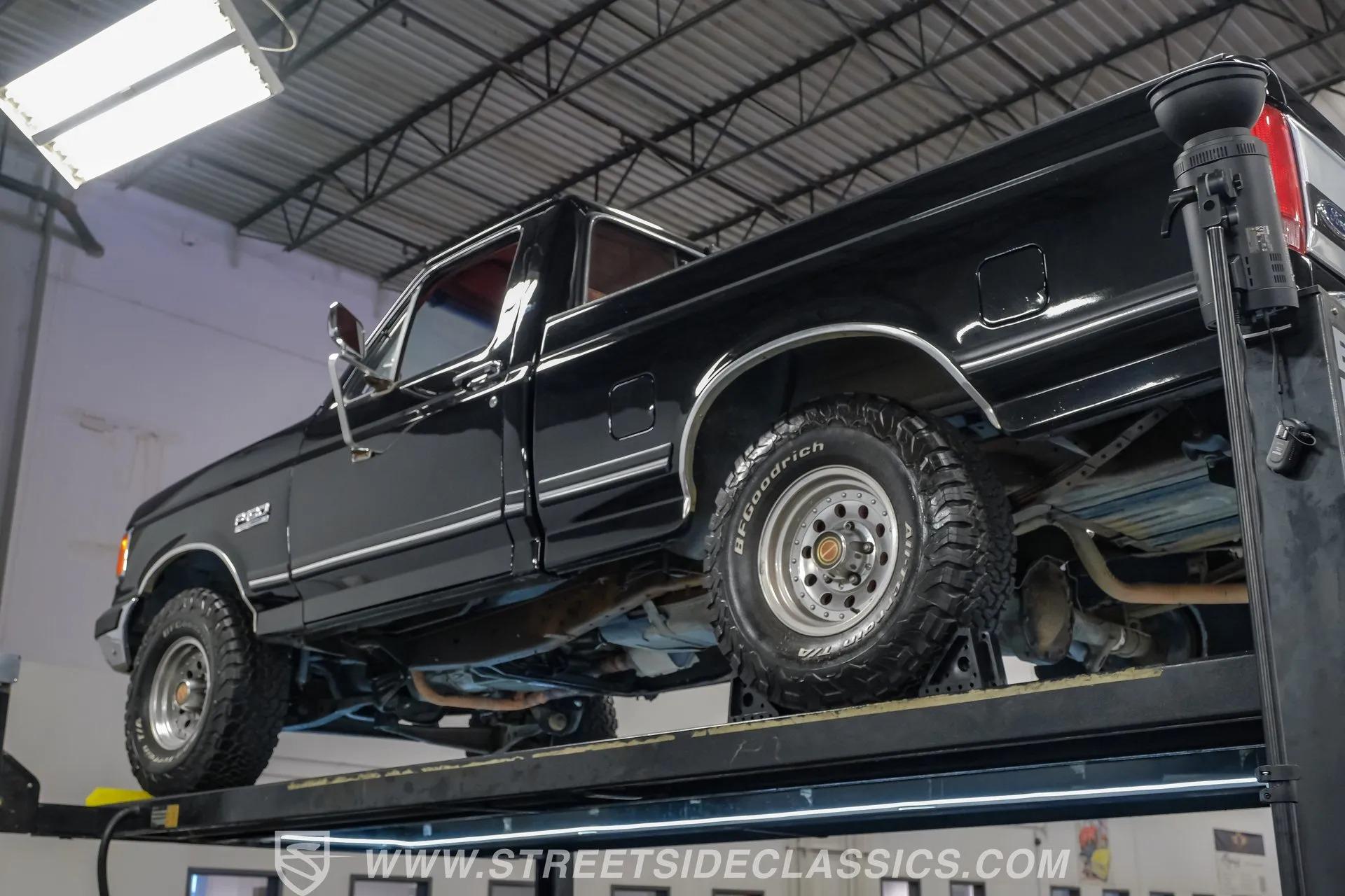 1991 Ford F-150 XLT Lariat