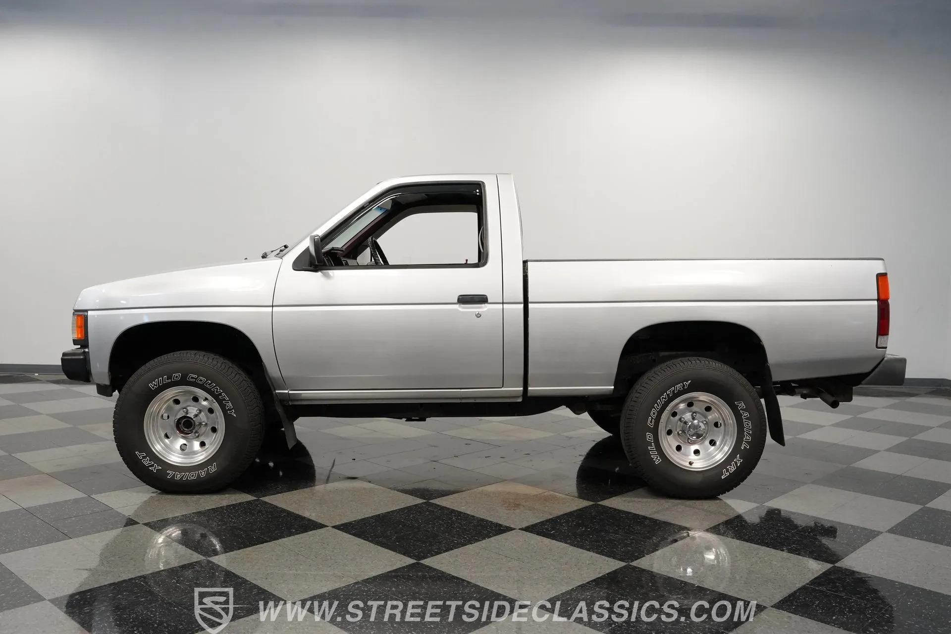 1990 Nissan Hardbody D21 - 2