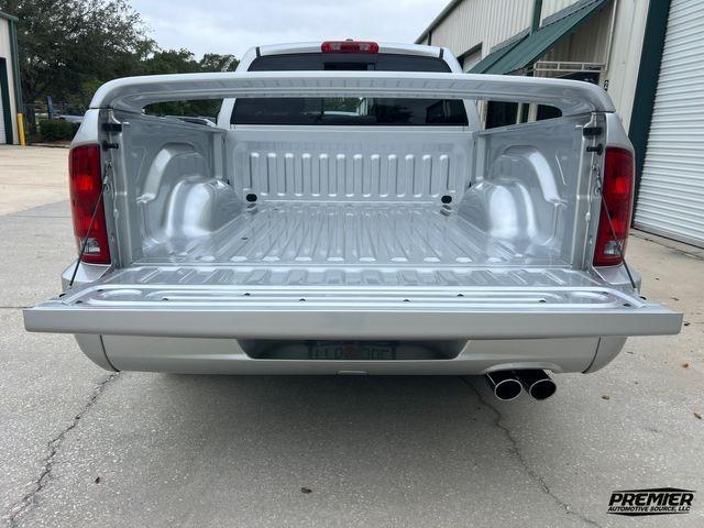 2004 Dodge Ram 1500 SRT-10 Base